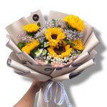 Premium fresh sunflower bouquet