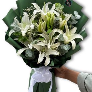 white lily bouquet in dhaka with fresh flowers